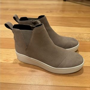 TOMS Jamie Slip On Bootie